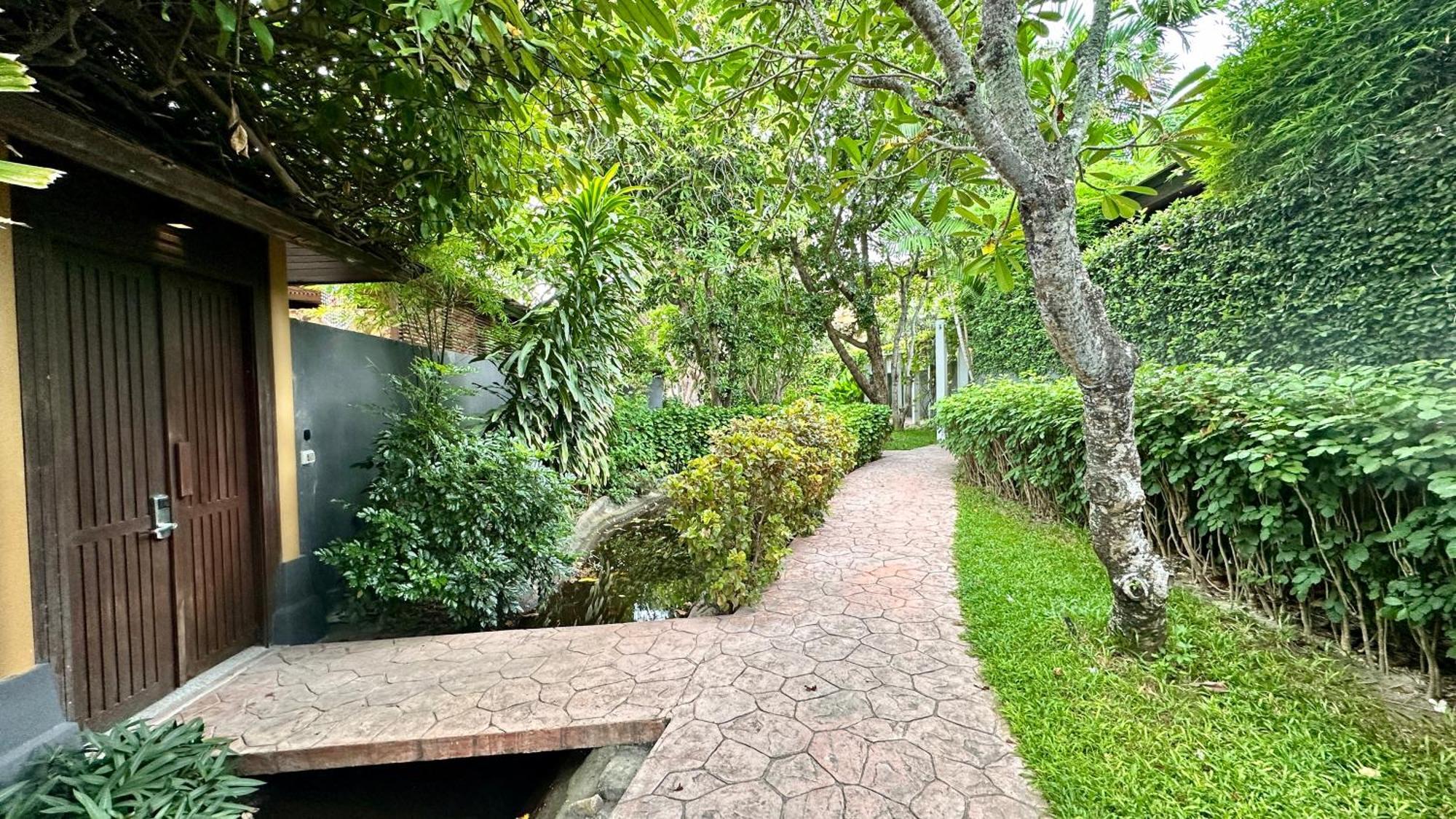 Deva Samui Resort